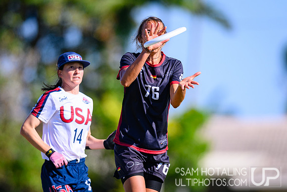 Mixed power-pools during World Ultimate Championships at Runaway Bay Sports Precinct