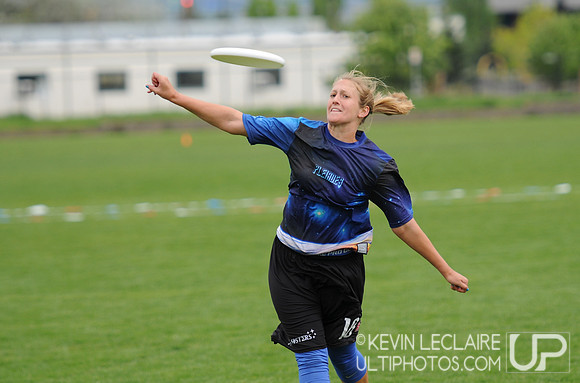 Saturday Photo Highlights Preview -- 2011 USAU College Championships