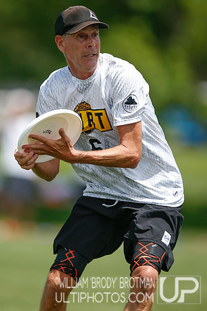 Day 1 of 2022 USA Ultimate Masters Championships