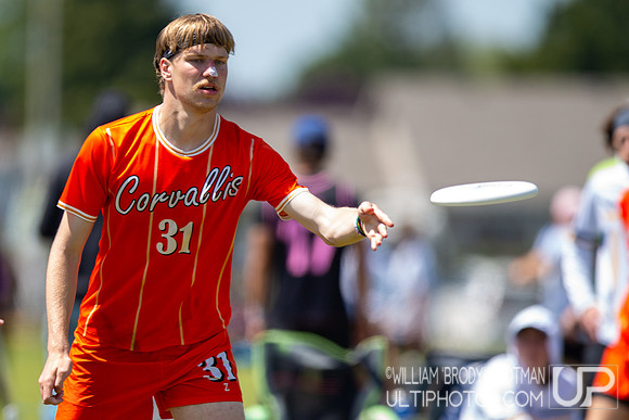 Day 2 of the USA Ultimate D-I College Championships