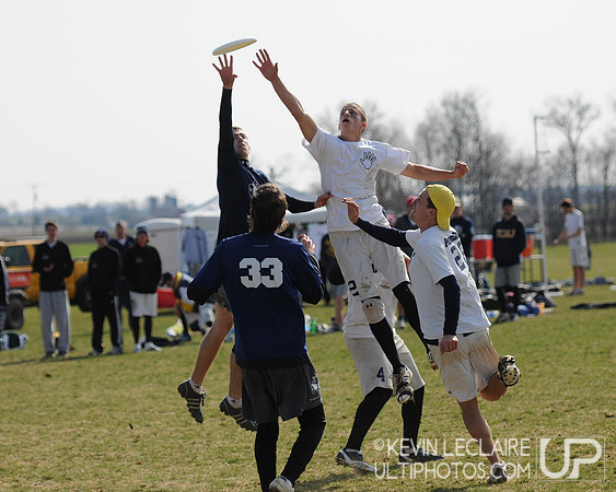 Sunday Open Division Finals Round Action