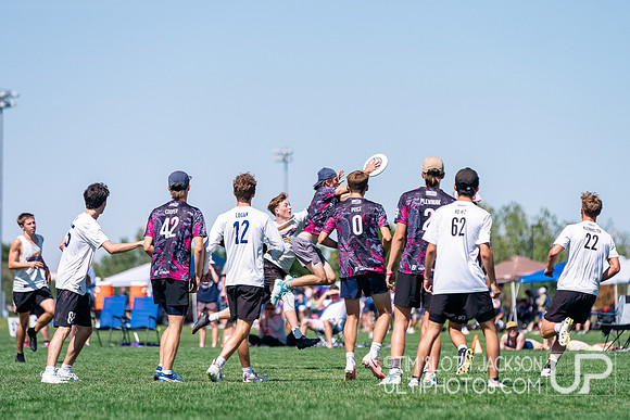 Pool play at 2024 USAU Youth Club Championship