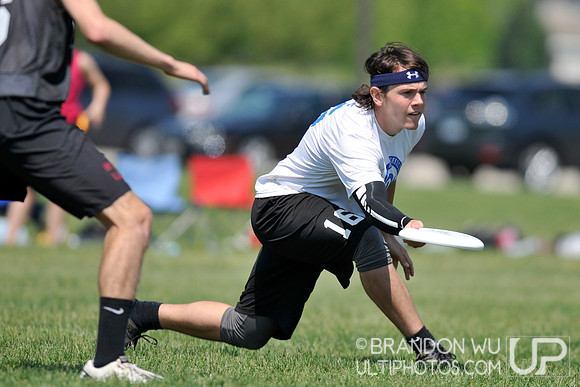 Saturday Open Pool Play & Crossovers - 2012 USAU D-III College Championships