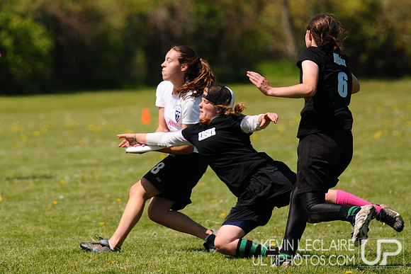 Sunday Quarterfinals - 2010 UPA High School Girls Eastern Championships