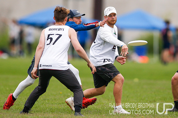 Day 1 of USA Ultimate 2022 D-III College Championships