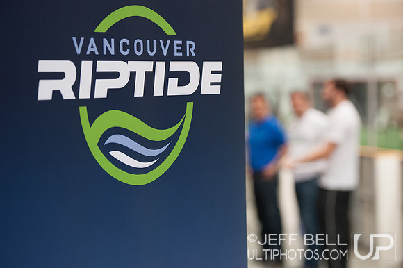 Vancouver_Riptide_Combine_20140111_200259_JBP01093
