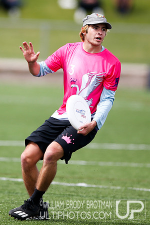 Day 2 of USA Ultimate 2022 D-III College Championships