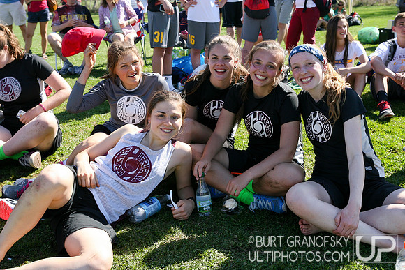 Sunday Action, Girls -- USAU 2014 HS Northeastern Championships