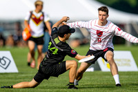 Clapham Ultimate vs Melbourne Ellipsis in pool play at World Ultimate Club Championships