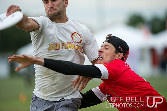 USAU_Nationals_2013_Friday_20131018_095514_JBP3617