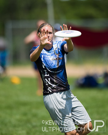 2014 USAU D-I College Champs Saturday Round 4 Action