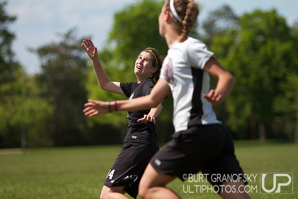Girls Division, Championship -- 2012 USAU HS Northeasterns