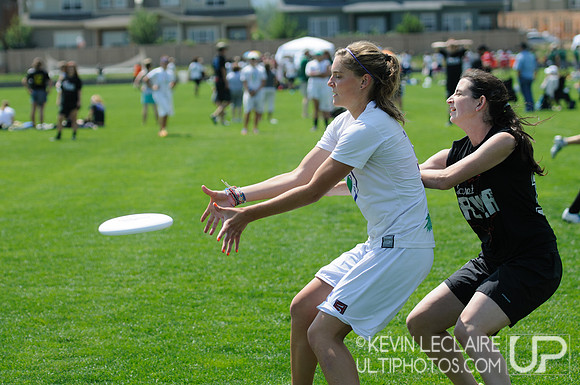 2012 USAU D-I College Championships Friday Action