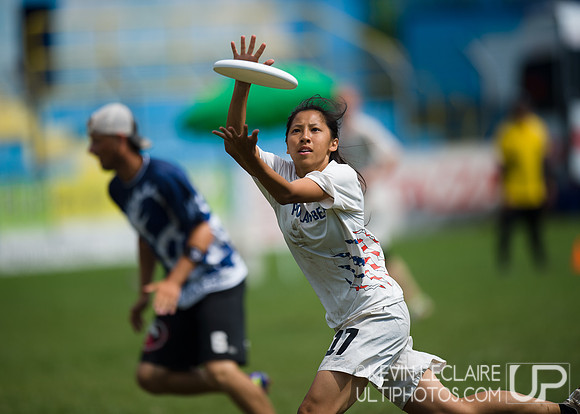 Drag'n Thrust vs. Polar Bears -- WUCC Mixed Final Action