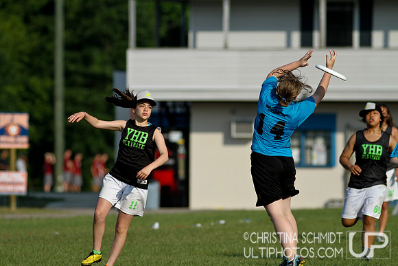 Sunday Girls Play-In Game -- USAU 2012 HS Southerns