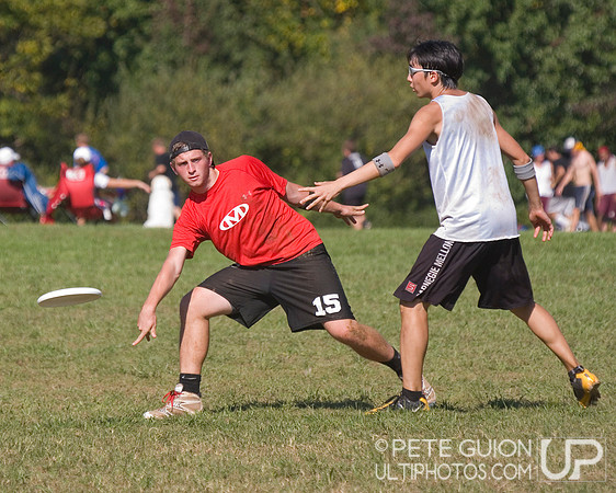 Sunday Final Round Action -- 2011 Hucks off the Hilltop