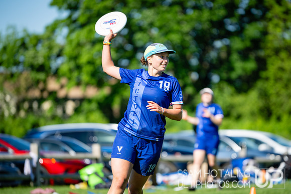 Women’s pool play at USAU DI College Championships