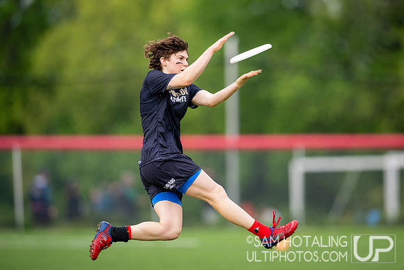 Pool play at USAU D1 College Championships