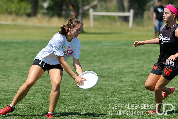 Pool play at USAU Youth Club Championships