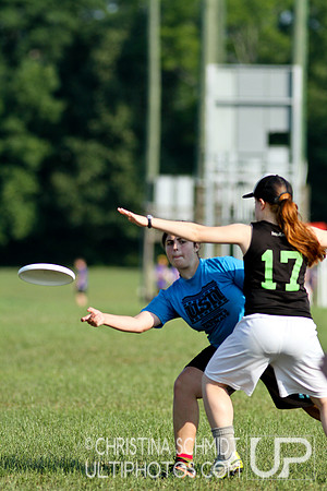 Sunday Girls Play-In Game -- USAU 2012 HS Southerns