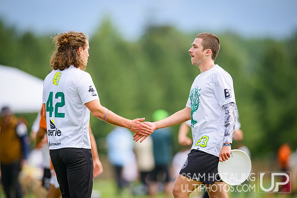 Pool play at USAU D-I College Championships