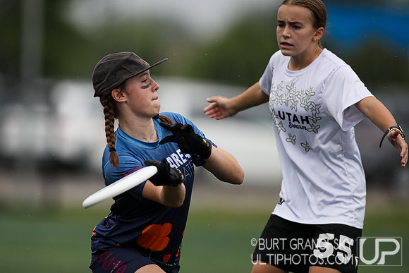 USA Ultimate YCC 2022 -- U17 Girls Sat Action