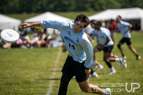 Day 2 of the USA Ultimate D-I College Championships