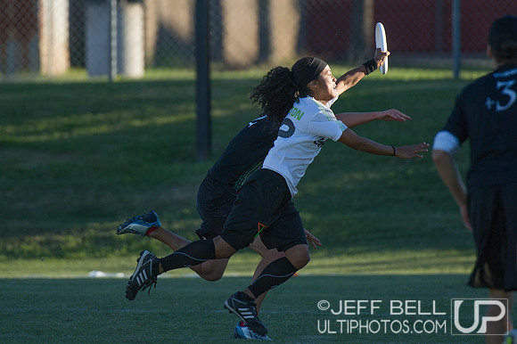 USAU_Nationals_2013_Saturday_20131019_174825_JBP10244