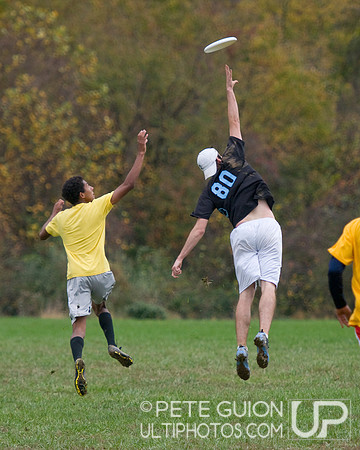 Round 4 Pool Play action from Patriot Games 2011.