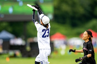 TOKYO Mavericks vs MUD in pool play at World Ultimate Club Championships