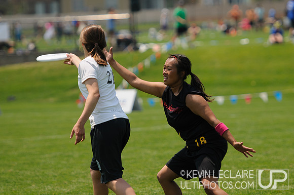 2012 USAU D-I College Championships Saturday Action