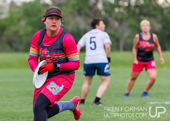 Hot Flash vs. Molly Grey