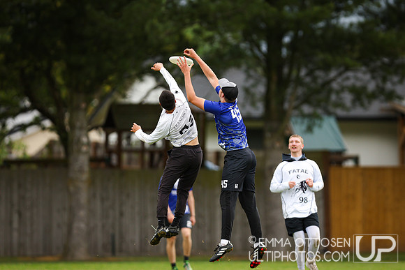 Sunday full coverage from USAU D-IIII College Championships: Round 2