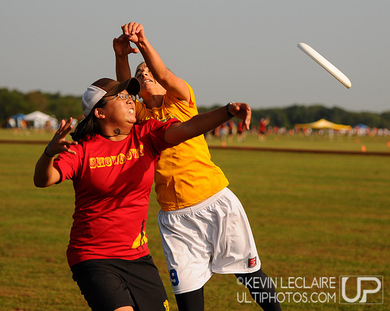 Saturday Women's division action -- Chesapeake Open 2010