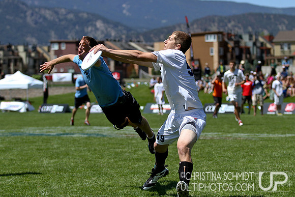 2012 USAU D-I College Championship Game Action