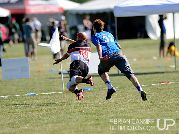 USAU D1 CC - Fri - Pool play