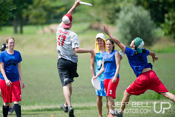 wucc2014_day6_20140807_132312_JBP00933