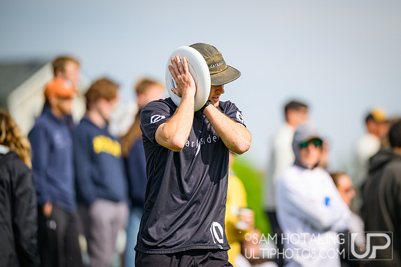 Colorado Mamabird vs North Carolina Darkside in quarterfinals at USAU D-I College Championships