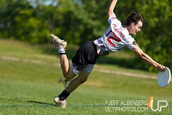 Pool play at USAU D1 College Championships