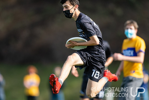 Youth ultimate frisbee at Seven Hills Invite