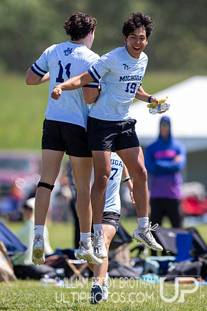 Day 2 of the USA Ultimate D-I College Championships
