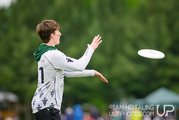 Round III pool play at USAU D-III College Championships
