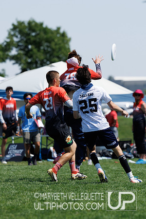 Monday action at the USA Ultimate Youth Club Championships. U-20