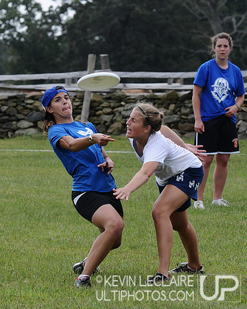 Sunday Women's Division - Dirty Ladies A v. Dirty Ladies B - 2009 Capital Sectionals