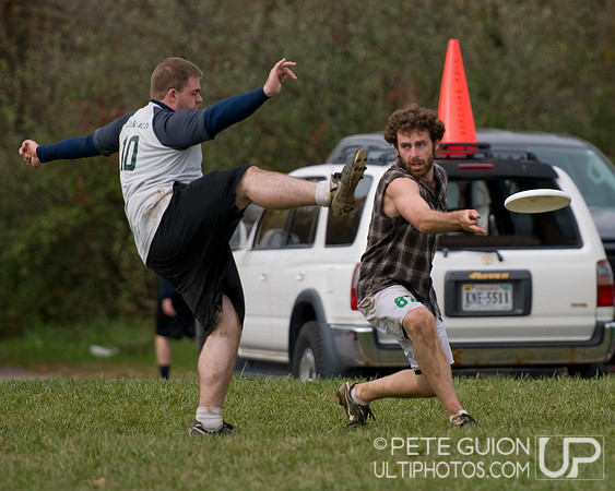 Round 3 Pool Play action from Patriot Games 2011.