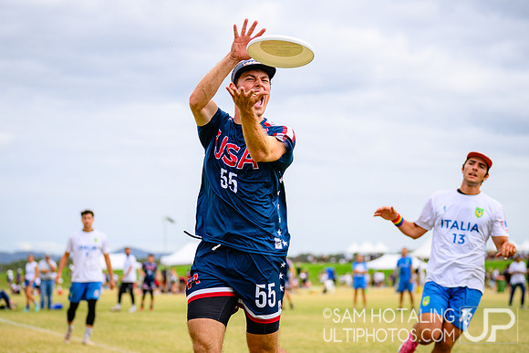 Bracket play during World Ultimate Championships at Runaway Bay Precinct