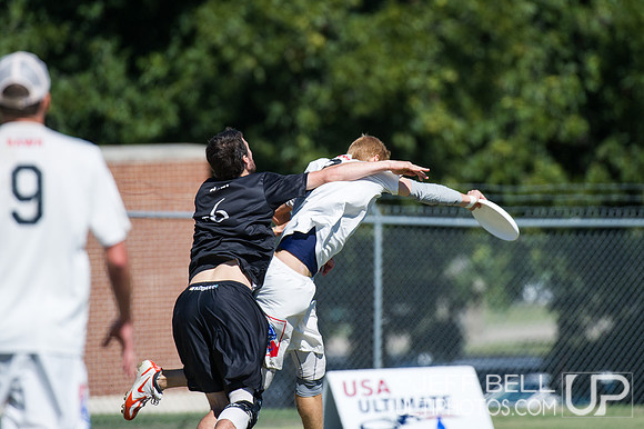 USAU_Nationals_2013_Saturday_20131019_140014_JBP8898