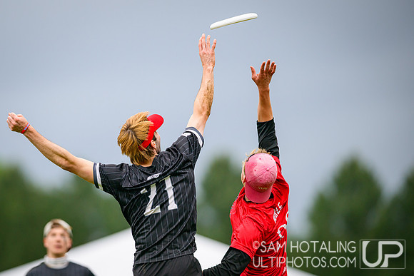 Sunday highlights from USAU D-III College Championships