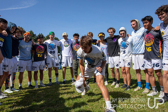 Day 2 of the USA Ultimate D-I College Championships