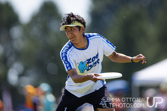Saturday full coverage from USAU D-I College Championships, Massachusetts vs Texas